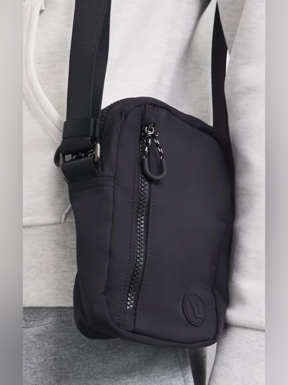 Vuori All Around Cross-Body Bag